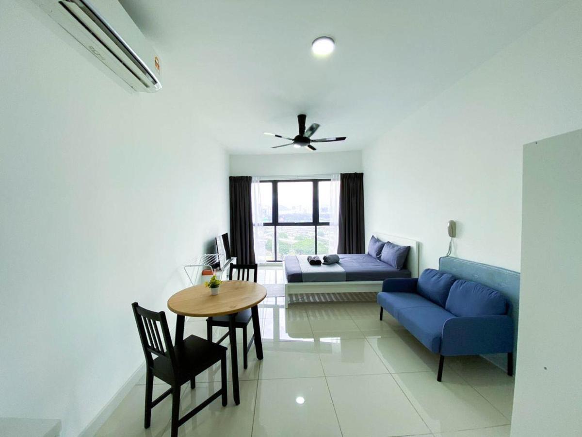 Continew Residences Trx Lux Pool View Куала Лумпур Екстериор снимка