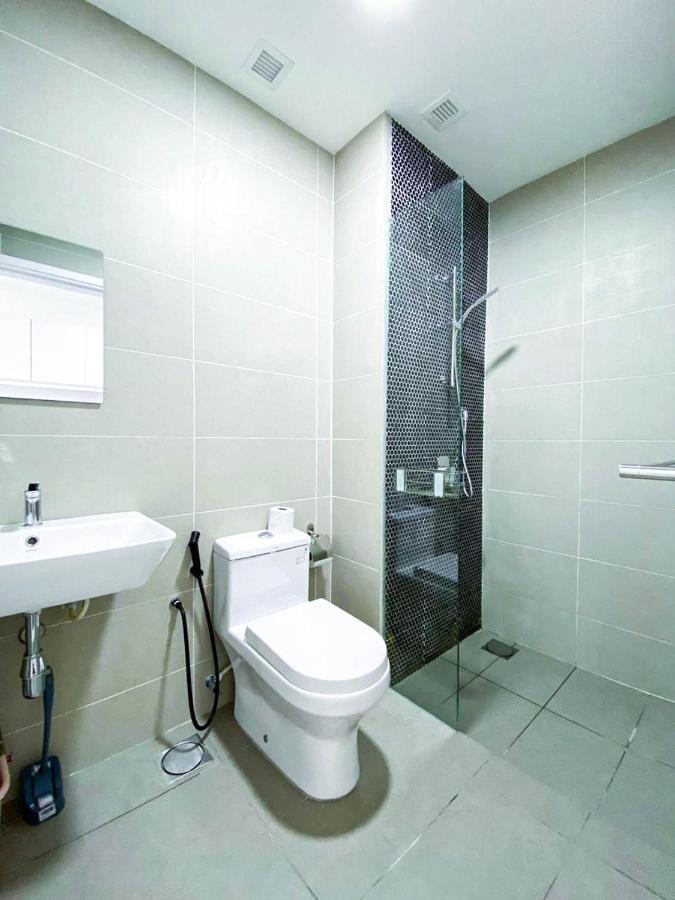 Continew Residences Trx Lux Pool View Куала Лумпур Екстериор снимка