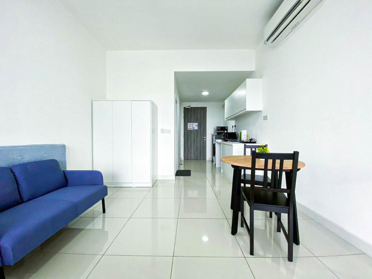 Continew Residences Trx Lux Pool View Куала Лумпур Екстериор снимка